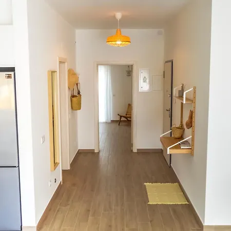 Casa Maia- Spacious With Outdoor Terraces Apartment Olhao